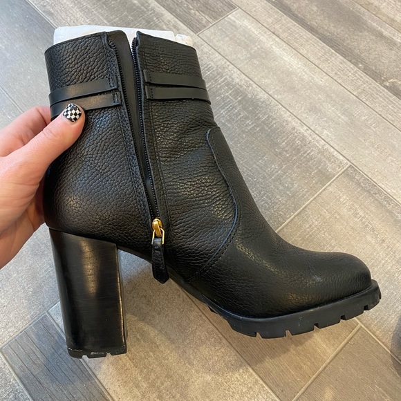 Tory Burch Heeled Black Boot - Picture 6 of 11